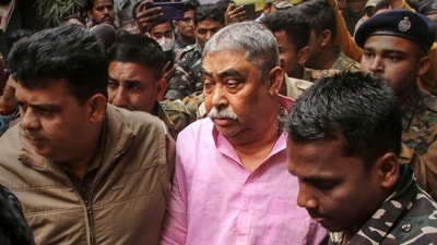 ২১ জুলাই বড় বার্তা দিলেন বীরভূমের প্রভাবশালী নেতা অনুব্রত মণ্ডল। ২১ জুলাই বড় বার্তা দিলেন বীরভূমের প্রভাবশালী নেতা অনুব্রত মণ্ডল।