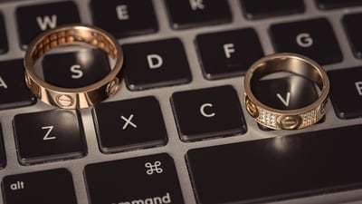 A 2024 Forbes Health survey cited found that 78% of dating app users reported feeling burned out. (Unsplash/Representational image)