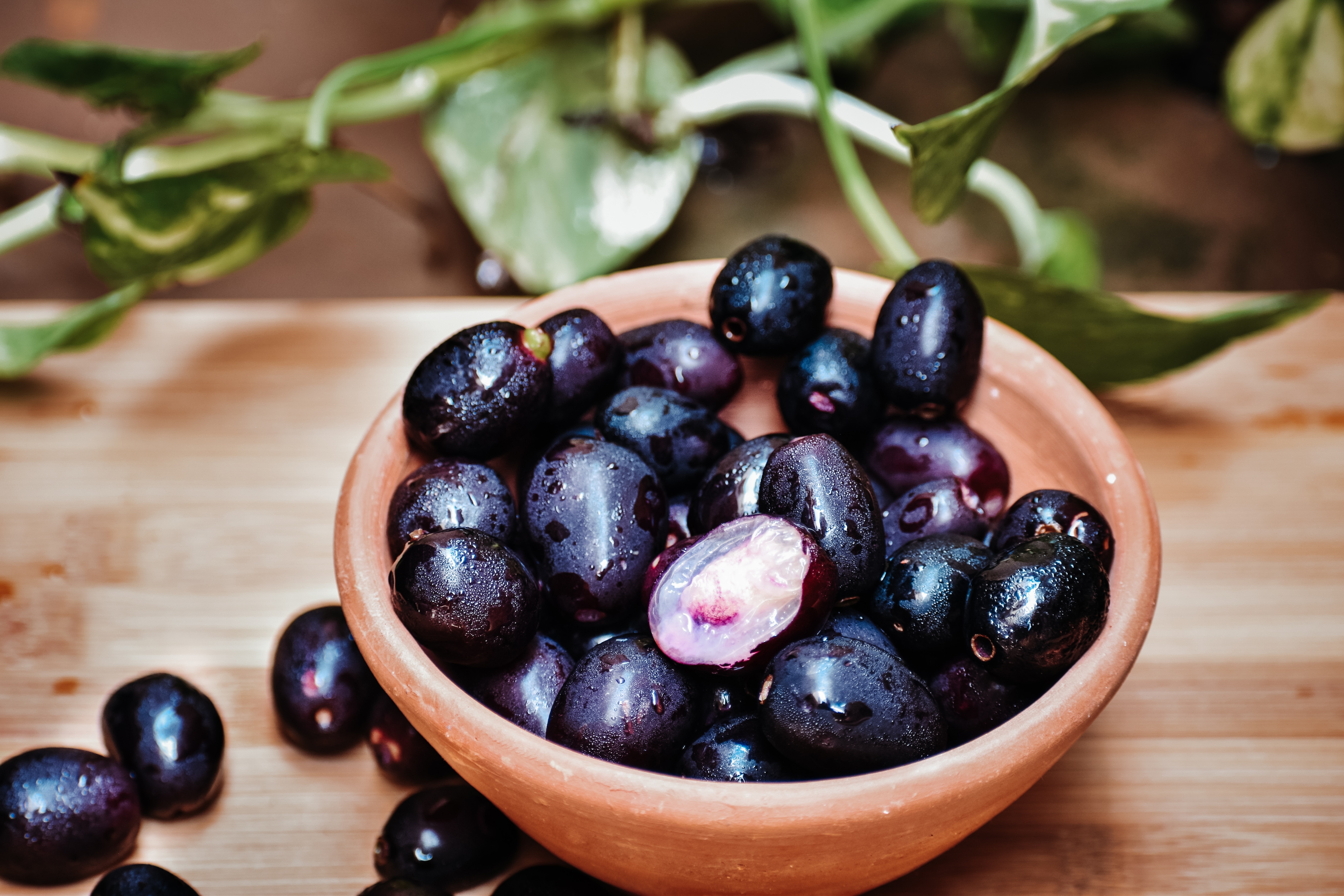 Jamun (shutterstock) Jamun (shutterstock)