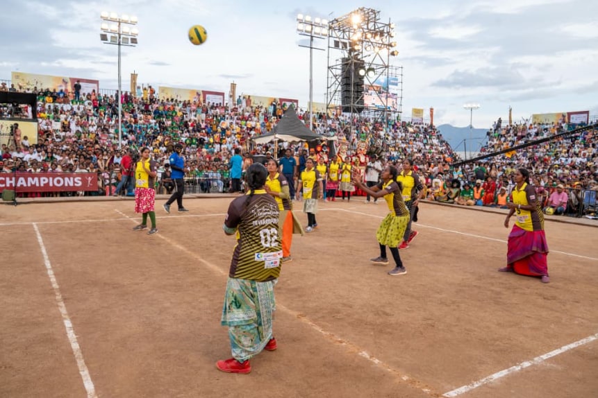 Women break sexist and ageist sterotypes to participate in the events. (Picture credit: Isha Outreach) Women break sexist and ageist sterotypes to participate in the events. (Picture credit: Isha Outreach)