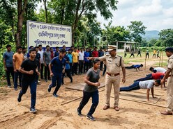পুলিশ ও CAPF চাকরির জন্য ট্রেনিং দেবে পুলিশই। চালু পাইলট প্রজেক্ট। (ছবিটি প্রতীকী, সৌজন্যে ন্যানো ব্যানানা দিয়ে তৈরি করা)