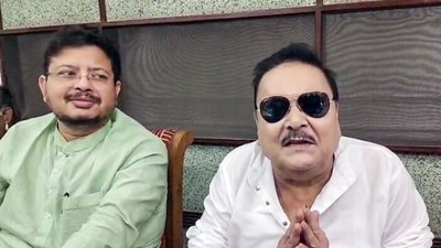 Madan Mitra resigned from the Trinamool Congress and joined the rebel Trinamool Congress (TMC) faction led by Ritapratra Banerjee, in Kolkata on Wednesday. (ANI Video Grab)