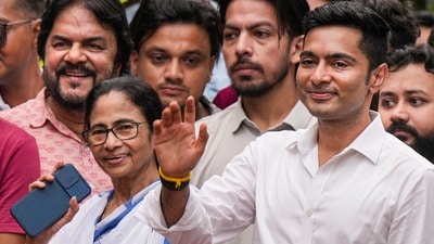 তৃণমূল কংগ্রেসের বিরুদ্ধে বিস্ফোরক অভিযোগ তুললেন ঋতব্রত শিবিরের বিধায়ক প্রসূন বন্দ্যোপাধ্যায়। (PTI)