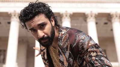 Raghav Juyal in a still from Bhai Tera Star Hai.