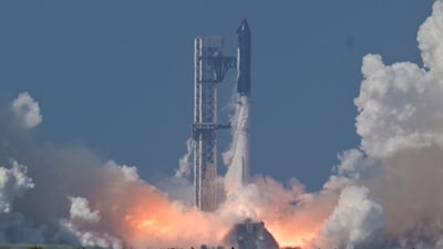 SpaceX stock hit a record low ahead of its first Starship test flight since the IPO. (REUTERS/Steve Nesius/File Photo) (REUTERS)