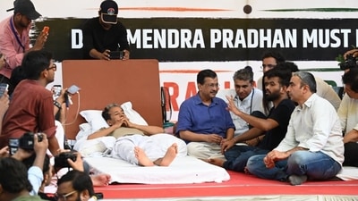 AP National Convenor Arvind Kejriwal speaks with social activist Sonam Wangchuk, who is on the 19th day of his indefinite hunger strike at Jantar Mantar, in solidarity with the Cockroach Janta Party's protest demanding the resignation of Union Education Minister Dharmendra Pradhan over alleged irregularities in the NEET examination, in New Delhi, India, 