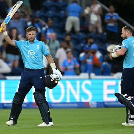 IND vs ENG 2nd ODI: Joe Root helps ENG level series 1-1  - Action in Images
