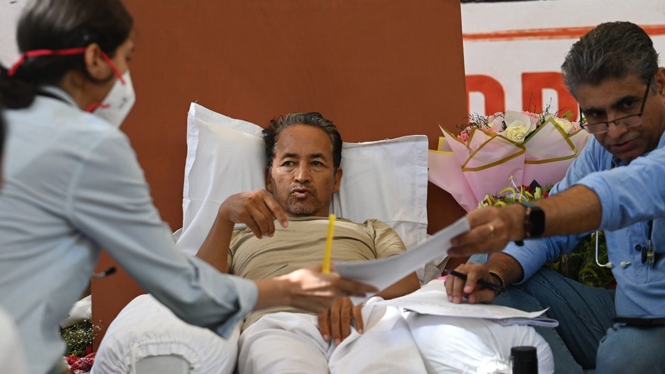 সোনম ওয়াংচুকের অনশন নিয়ে বিশেষ বার্তা কেন্দ্রের (Hindustan Times)