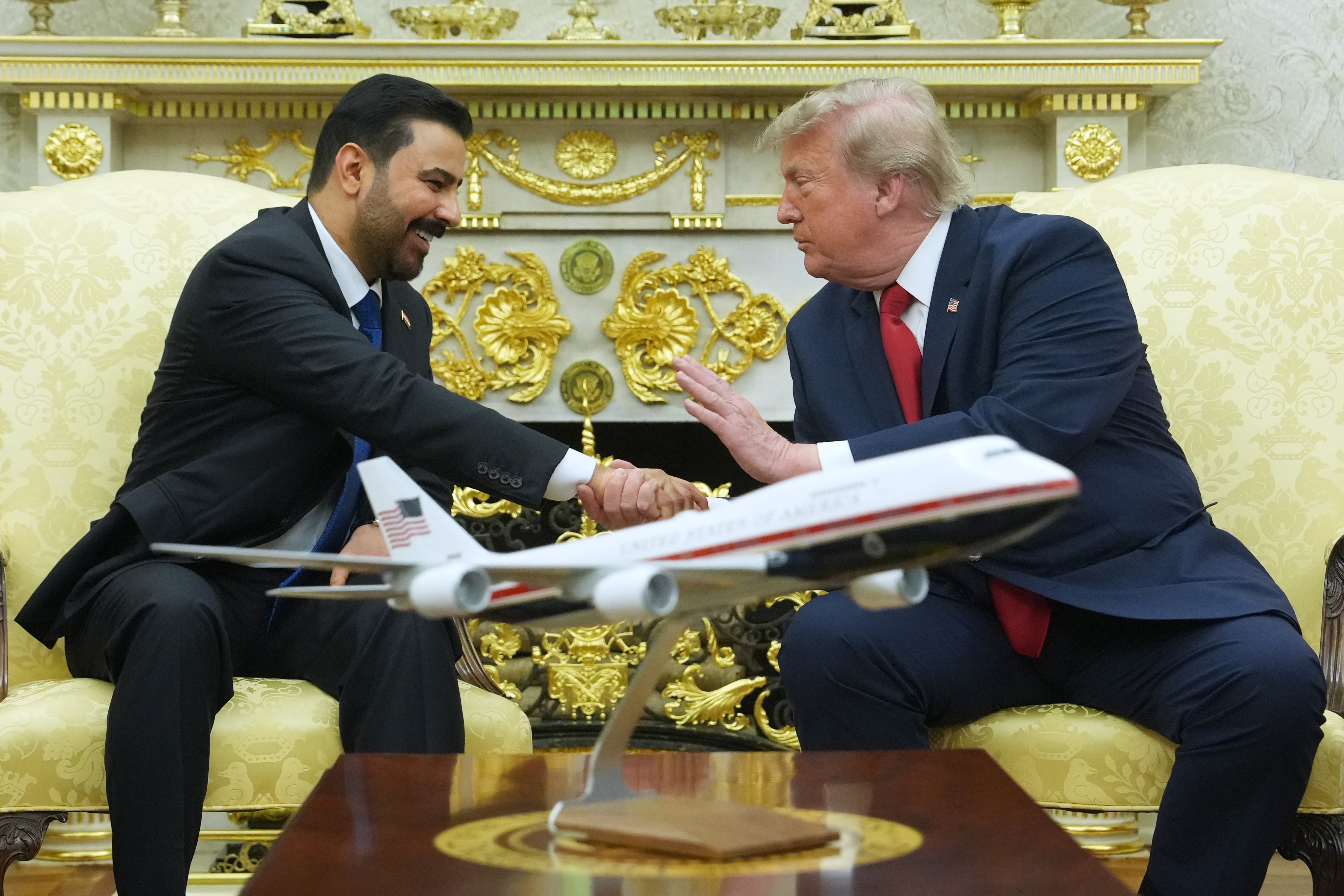 The US president openly praised the Iraqi leader and even decided to include an unscheduled lunch (AP)