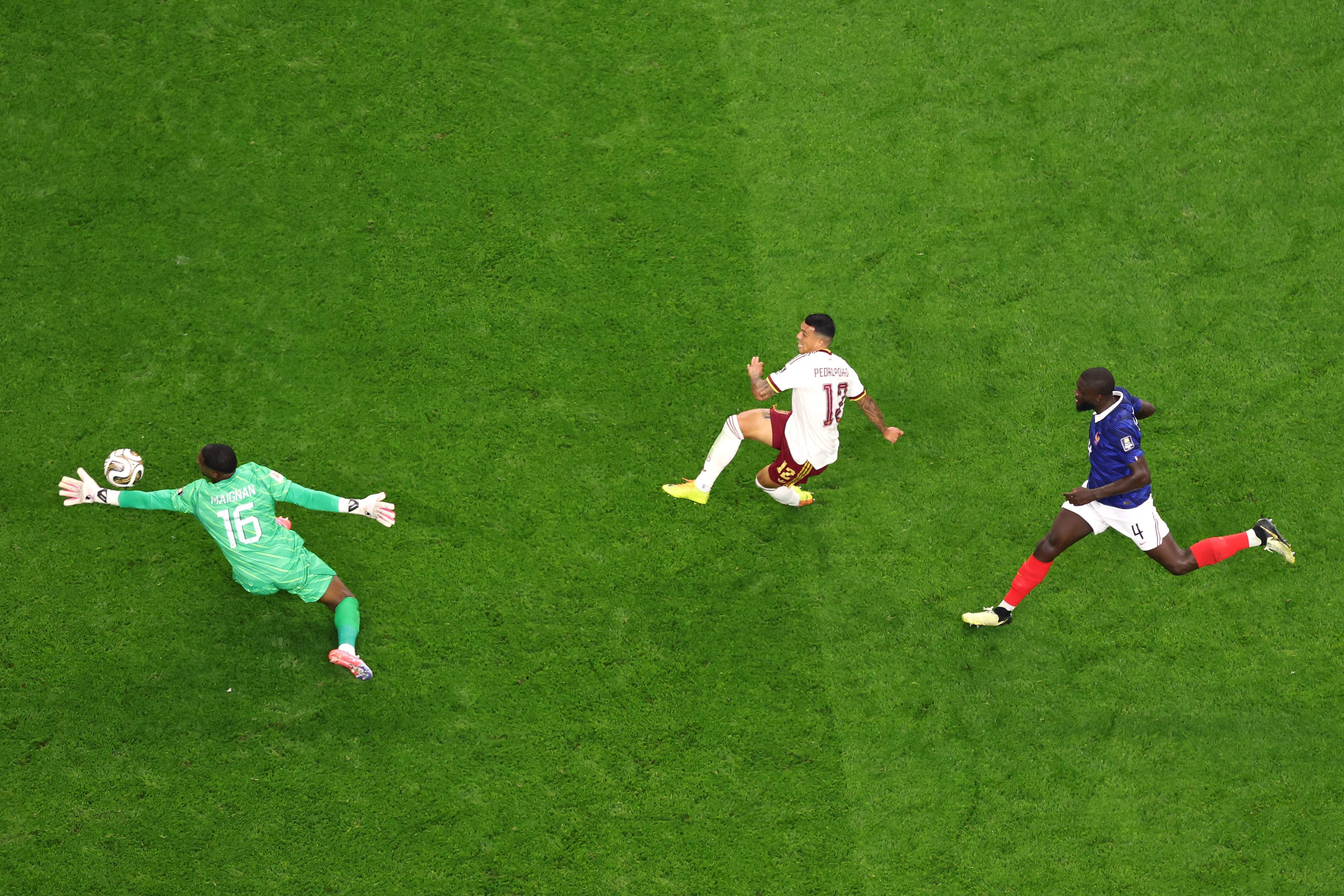 Pedro Porro scoring Spain's second goal against France. ( AFP) Pedro Porro scoring Spain's second goal against France. ( AFP)
