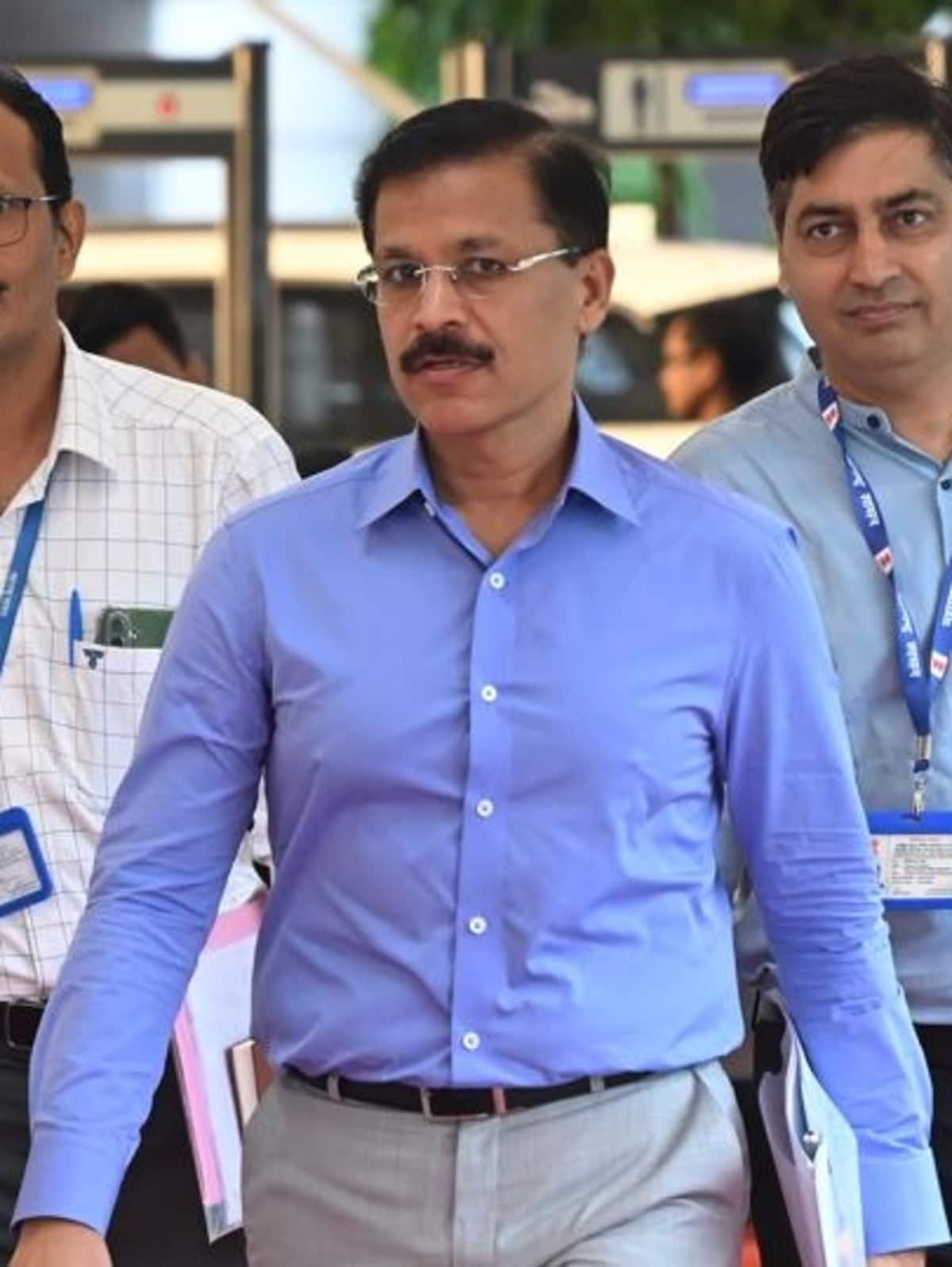 Meet Tukaram Mundhe: 25 transfers in 21 years, now the face of food safety  raids across Maharashtra | India News