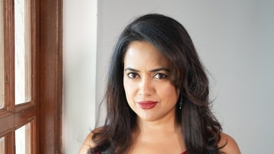 Sameera Reddy opens up on facing body image issues. Sameera Reddy opens up on facing body image issues.