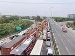 Traffic police have reached the spot and were involved in diverting the traffic to other routes. (HT Photo)