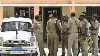 A 32-year-old Meerut school operator was allegedly murdered by his wife and her lover, who staged the crime as a snakebite with the help of two snake charmers. (HT File Photo/ Representative photo) A 32-year-old Meerut school operator was allegedly murdered by his wife and her lover, who staged the crime as a snakebite with the help of two snake charmers. (HT File Photo/ Representative photo)