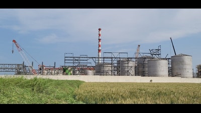 Developed at Nasibpura village, about 20 km from the Bathinda district headquarters, the ₹1,400 crore bio-refinery is designed to utilise paddy straw for ethanol production. (Sanjeev Kumar/HT) Developed at Nasibpura village, about 20 km from the Bathinda district headquarters, the ₹1,400 crore bio-refinery is designed to utilise paddy straw for ethanol production. (Sanjeev Kumar/HT)