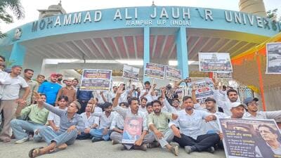 Students gathered on the campus demanding that authorities revoke the demolition order. (HT) Students gathered on the campus demanding that authorities revoke the demolition order. (HT)