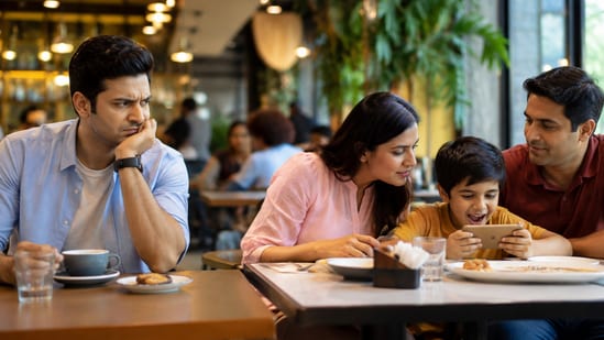 A cafe visit led to a discussion on parenting and public manners.