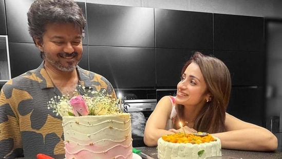 CM Vijay’s birthday cake