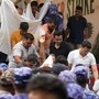 సోనమ్ వాంగ్​చుక్​ని తరలించిన విధానం..