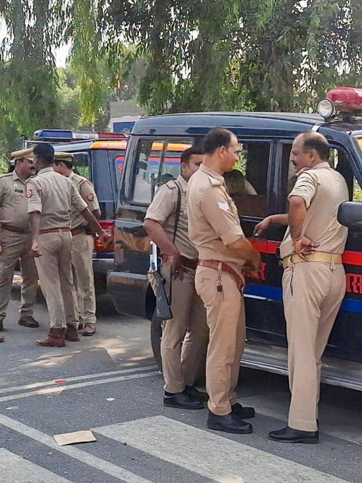 Man kills wife, leaves her in a pool of blood at Delhi home; arrested after three-day chase | India News