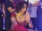 Jasmine Sandlas performed in Dehradun recently and videos from the concert have surfaced.