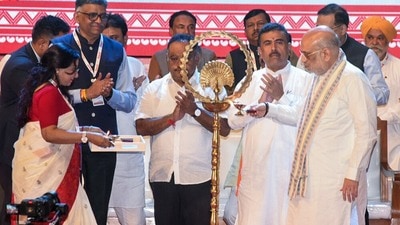 বিশ্বের বৃহত্তম দই কারখানার শিলান্যাস করে বিশেষ বার্তা অমিত শাহ'র (Debajyoti Chakraborty) বিশ্বের বৃহত্তম দই কারখানার শিলান্যাস করে বিশেষ বার্তা অমিত শাহ'র (Debajyoti Chakraborty)