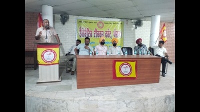 Teachers’ body at Punjabi Bhawan in Ludhiana on Sunday. (HT File) Teachers’ body at Punjabi Bhawan in Ludhiana on Sunday. (HT File)