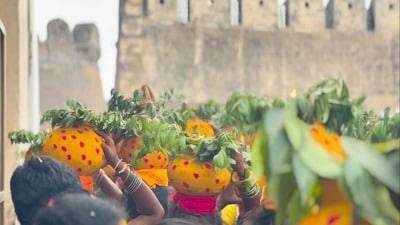 గోల్కొండ బోనాలు 2026 (X) గోల్కొండ బోనాలు 2026 (X)