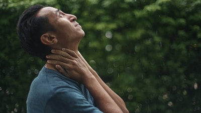 Before rain, barometric pressure can shift, and that may slightly change pressure around already sensitive joints, tendons, or nerves. (Pexels) Before rain, barometric pressure can shift, and that may slightly change pressure around already sensitive joints, tendons, or nerves. (Pexels)