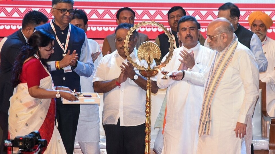 বিশ্বের বৃহত্তম দই কারখানার শিলান্যাস করে বিশেষ বার্তা অমিত শাহ'র (Debajyoti Chakraborty)