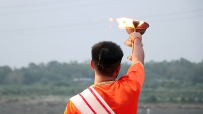 Gram it: A priest performs the Yamuna aarti at Vasudev Ghat, on the bank of the Yamuna river. Have you experienced it yet in Delhi? This soulful evening ceremony, which takes place near near ISBT Kashmere Gate, is all about glowing diyas and soothing chanting. To catch it live, must know that it takes place every Sunday and Tuesday at 6.30pm, and entry is free. To reach the ghat and witness this live, one could get off at Kashmere Gate Metro Station that is the nearest. (Photo: Neeraj Chopra/ ANI ) Gram it: A priest performs the Yamuna aarti at Vasudev Ghat, on the bank of the Yamuna river. Have you experienced it yet in Delhi? This soulful evening ceremony, which takes place near near ISBT Kashmere Gate, is all about glowing diyas and soothing chanting. To catch it live, must know that it takes place every Sunday and Tuesday at 6.30pm, and entry is free. To reach the ghat and witness this live, one could get off at Kashmere Gate Metro Station that is the nearest. (Photo: Neeraj Chopra/ ANI )