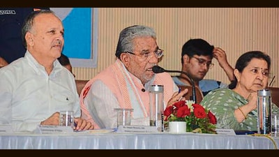 Panchkula deputy commissioner Satpal Sharma, Haryana development and panchayats minister Krishan Lal Panwar and Kalka MLA Shakti Rani Sharma during the grievance redressal meeting on Monday (Sant Arora /HT) Panchkula deputy commissioner Satpal Sharma, Haryana development and panchayats minister Krishan Lal Panwar and Kalka MLA Shakti Rani Sharma during the grievance redressal meeting on Monday (Sant Arora /HT)