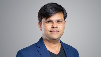 కోటక్ సెక్యూరిటీస్ ఈక్విటీ రీసెర్చ్ హెడ్ శ్రీకాంత్ చౌహాన్ కోటక్ సెక్యూరిటీస్ ఈక్విటీ రీసెర్చ్ హెడ్ శ్రీకాంత్ చౌహాన్