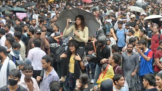 The protest has emerged to be probably one of India's biggest youth movement, drawing support of thousands of youngsters, opposition leaders and prominent celebrities.(Hindustan Times)