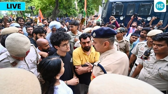 CJP Parliament march 2026 LIVE: The CJP march, proposed on the first day of the Monsoon Session of the Parliament, has not yet received the go-ahead by the Delhi Police.(HT Photo/ Sanchit Khanna)