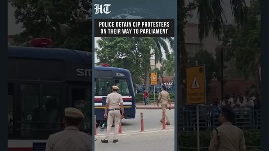 Police Detain CJP Protesters as They March Towards Parliament in Delhi