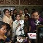 একুশে জুলাইয়ের আগেরদিন বিড়লা প্ল্যানেটোরিয়ামের কাছে মমতা বন্দ্যোপাধ্যায়। (ছবি সৌজন্যে তৃণমূল কংগ্রেস)