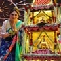 দিদি নম্বর ১-এর নতুন সঞ্চালিকা স্বস্তিকা। 