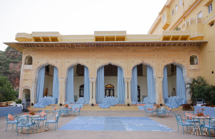 The fairytale wedding unfolded against the majestic backdrop of the palace. (1Plus1 Studio) The fairytale wedding unfolded against the majestic backdrop of the palace. (1Plus1 Studio)