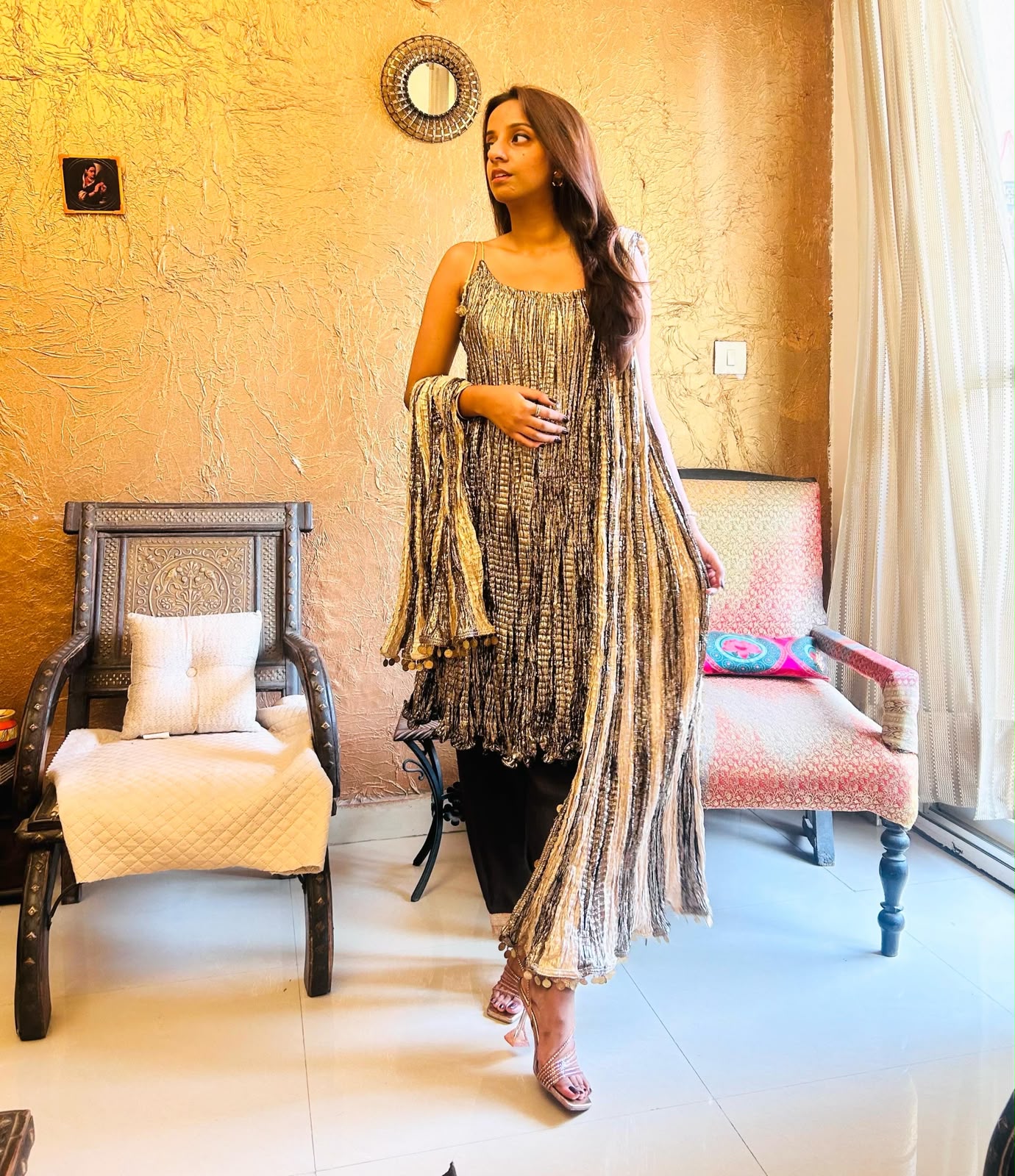 Black Tissue Crepe Textured Metallic Kurta Set Black Tissue Crepe Textured Metallic Kurta Set