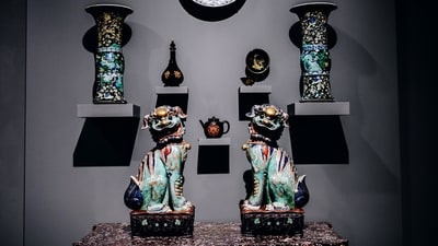 Porcelain by Du Paquier, Meissen, and from Qing Dynasty artists from the 18th century at the Frick Collection's new museum location on Madison Avenue in New York, U.S., on Tuesday, March 2, 2021. (Bloomberg) Porcelain by Du Paquier, Meissen, and from Qing Dynasty artists from the 18th century at the Frick Collection's new museum location on Madison Avenue in New York, U.S., on Tuesday, March 2, 2021. (Bloomberg)