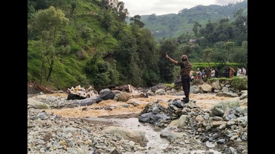 Army personnel conduct a rescue, search and relief operation in a flood-hit area of Rajouri and Poonch districts in Jammu and Kashmir on Tuesday. (PTI) Army personnel conduct a rescue, search and relief operation in a flood-hit area of Rajouri and Poonch districts in Jammu and Kashmir on Tuesday. (PTI)