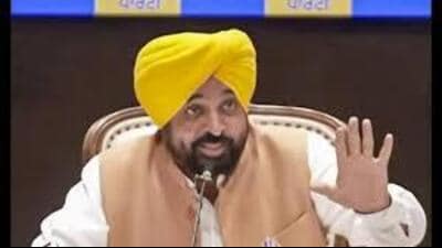 Mann asked the government to invite farmers for talks to resolve their grievances. (HT File)