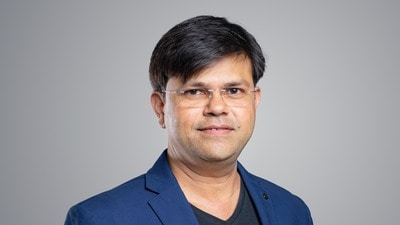 కోటక్ సెక్యూరిటీస్ ఈక్విటీ రీసెర్చ్ హెడ్ శ్రీకాంత్ చౌహాన్ కోటక్ సెక్యూరిటీస్ ఈక్విటీ రీసెర్చ్ హెడ్ శ్రీకాంత్ చౌహాన్