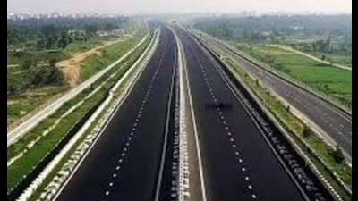 The newly opened Lucknow-Kanpur expressway (HT File Photo) The newly opened Lucknow-Kanpur expressway (HT File Photo)