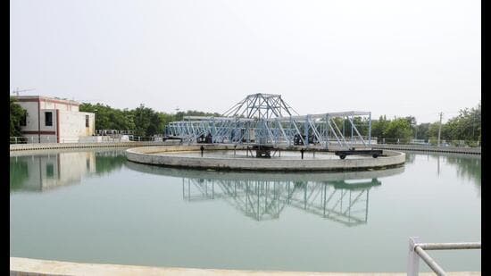 GMDA said construction will begin in around two months after statutory formalities. The upgrade will add 600 million litres of water storage capacity. (HT Archive)