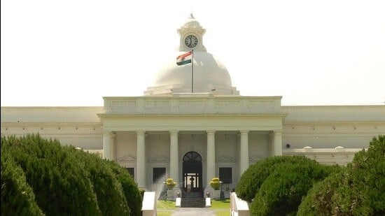 Amid CJP protests, IIT Roorkee asks students, staff not to partake in political activity