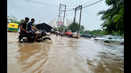Sewage discharge from areas around Ramgarh village and severe waterlogging continue to affect nearby residential pockets during rains. (Parveen Kumar/HT)