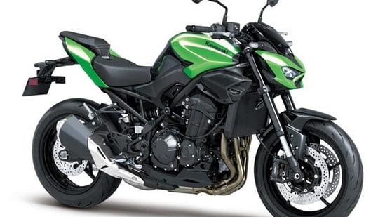 The 2026 Kawasaki Z900 does not get any mechanical updates or feature additions when compared to the previous iteration.