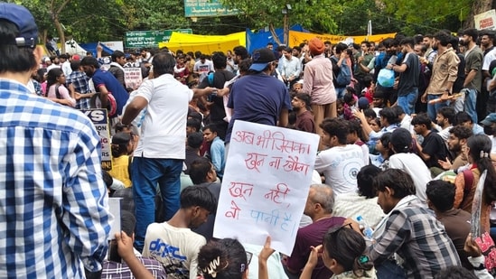 JP Nadda visits injured students at RML Hospital; one critical protester in ICU
